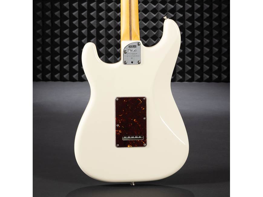Fender American Professional II Stratocaster® (8.2 lbs.) Electric