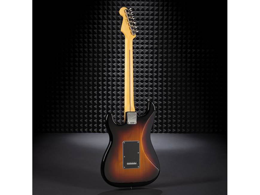 Fender American Professional Classic Stratocaster® HSS (7.8 lbs
