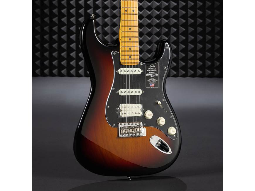 Fender American Professional Classic Stratocaster® HSS (7.4 lbs