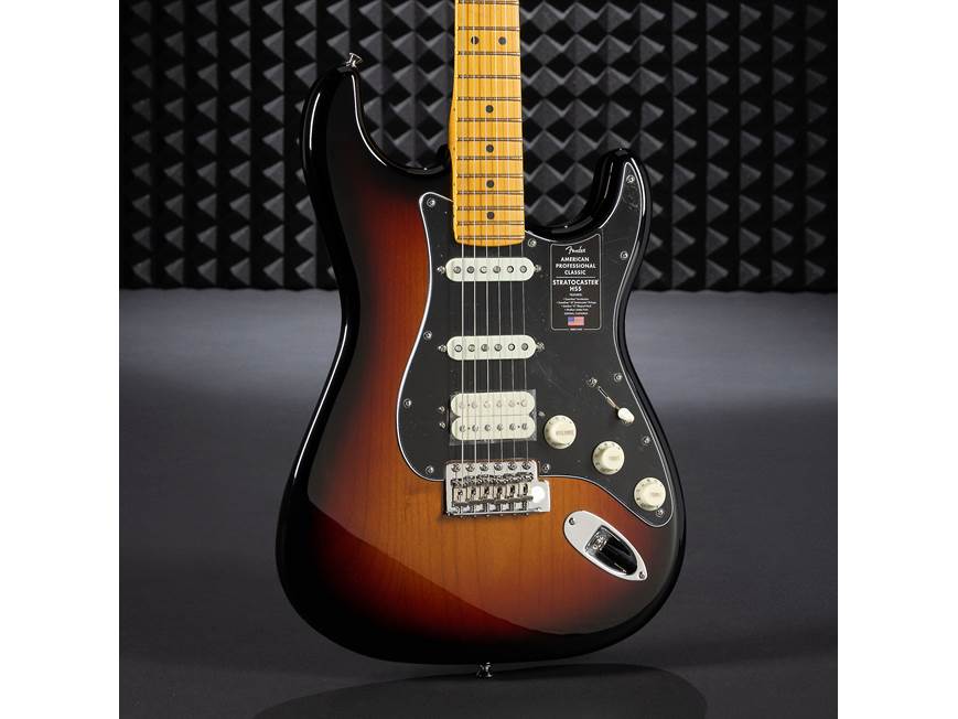 Fender American Professional Classic Stratocaster® HSS (7.6 lbs