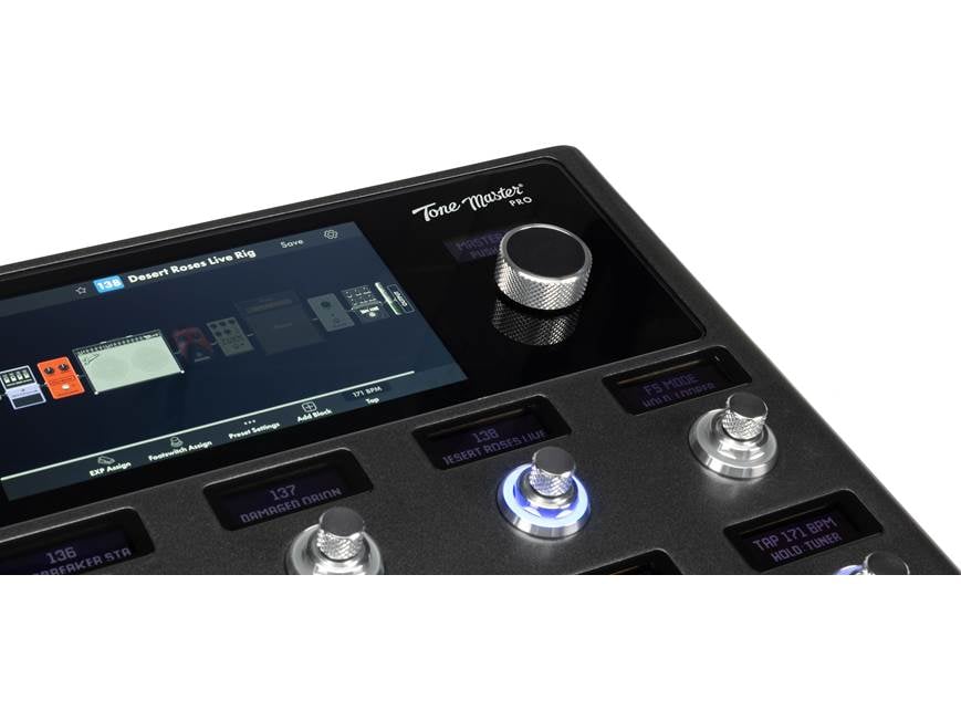 Fender Tone Master Pro® Multi-effects guitar workstation with 7