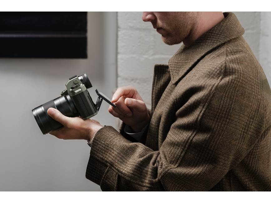 Leica SL3 Reporter (no lens included) 60-megapixel full-frame