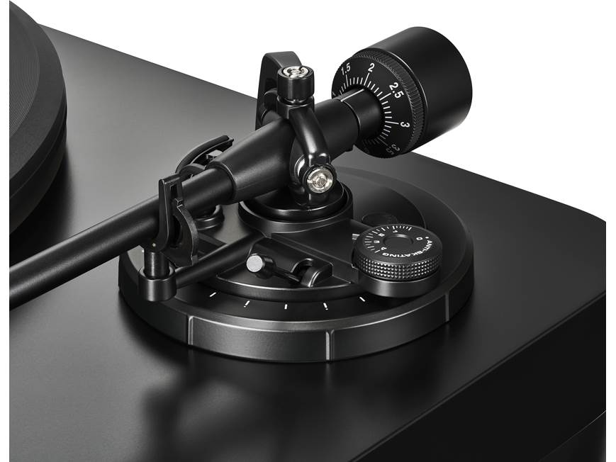 Audio-Technica AT-LP7X Manual belt-drive turntable with built-in