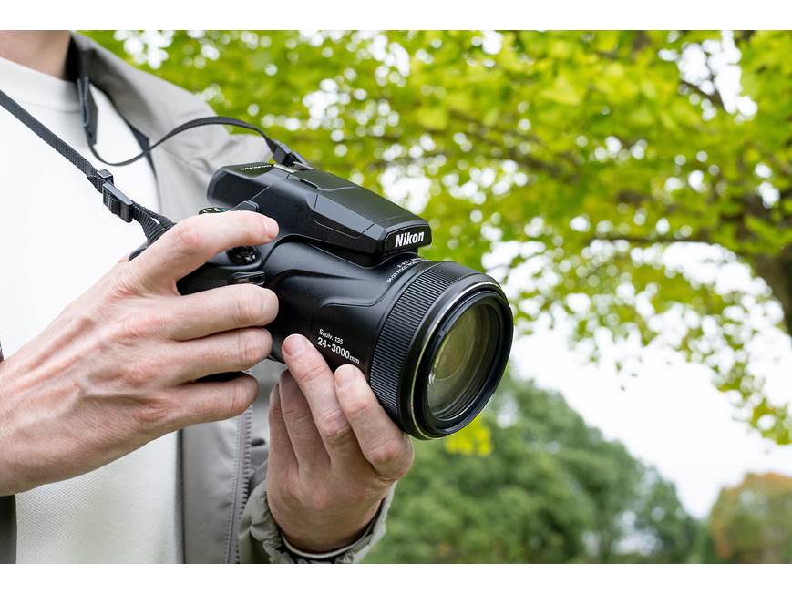 Nikon COOLPIX P1100 16-megapixel camera with 125X optical zoom, Wi