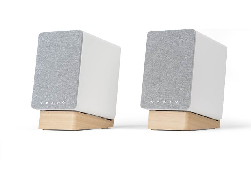 スピーカー・ウーファー WIRELESS SPEAKER SYSTEM GX-W70HV(B)ONKYO ASCII.jp：こんなに進化していた！ 高音質なPC用スピーカー（前編） (4/4)