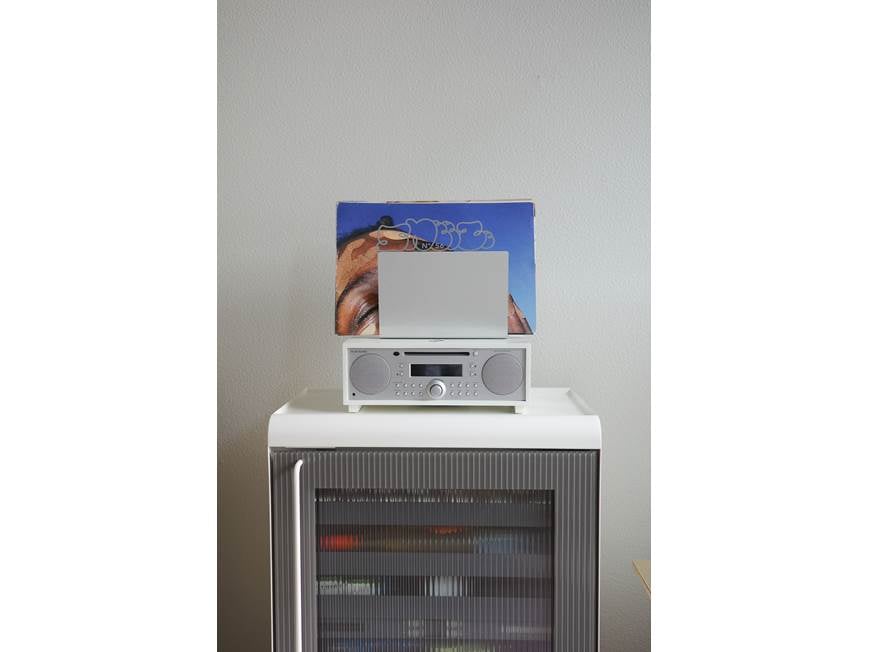 Tivoli Music System BT (White/Silver) All-in-one AM/FM, Bluetooth