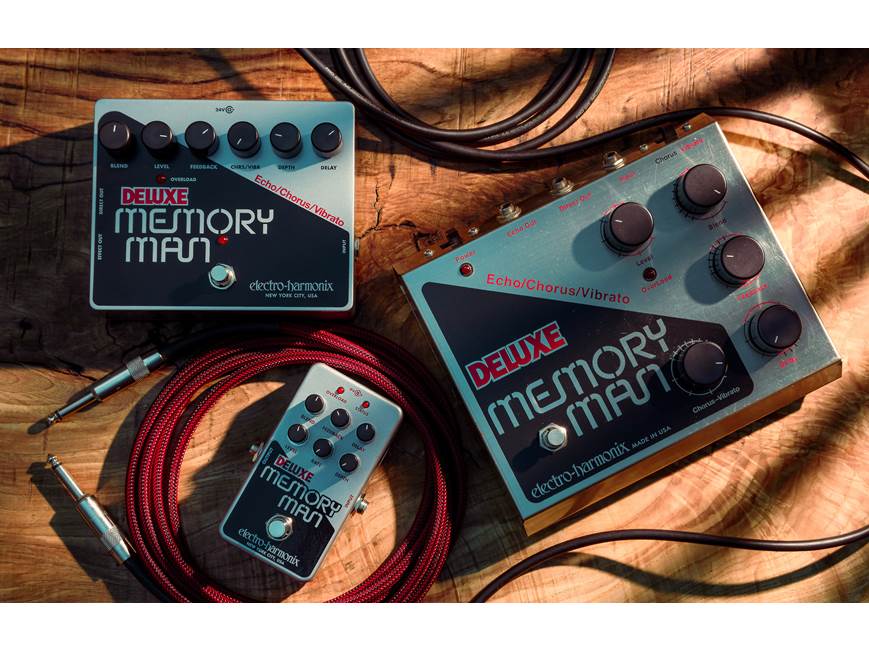 Electro-Harmonix Deluxe Memory Man Analog delay pedal with chorus