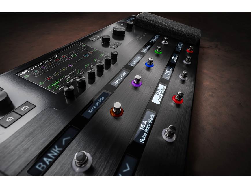 Line 6 Helix® Floor Multi-effects processor and amp/cabinet