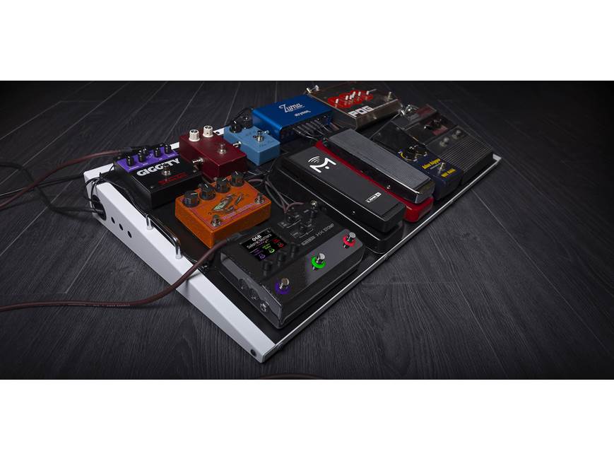 Line 6 HX Stomp Compact effects and amp/cabinet processor at