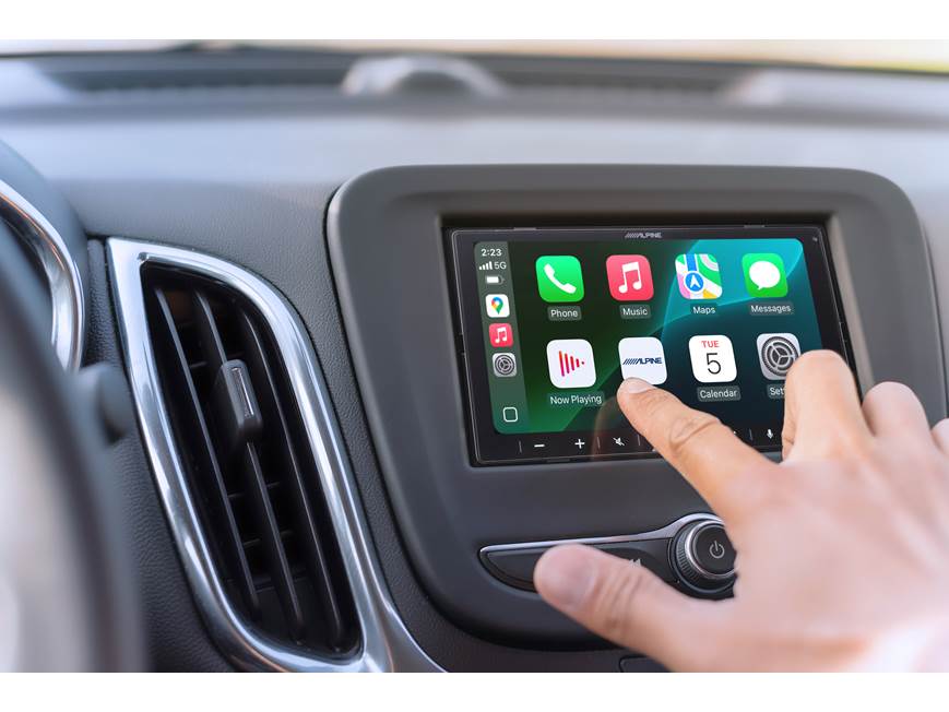 Alpine ILX-W770-M and Mono Amp Package Includes iLX-W770-M