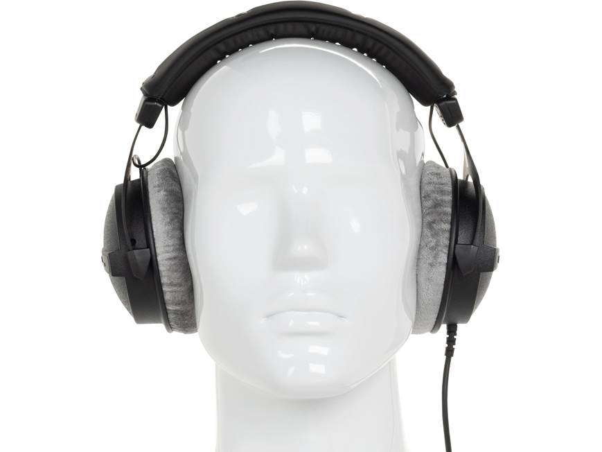 Beyerdynamic DT 770 Pro (80-ohm version) Closed-back wired over