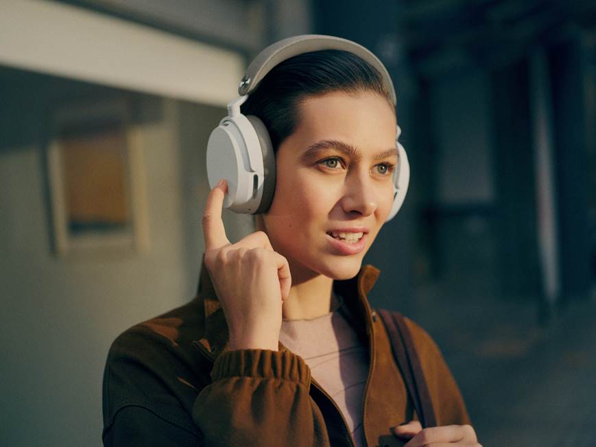 Sennheiser Momentum 5 Wireless (White) Over-ear noise-canceling