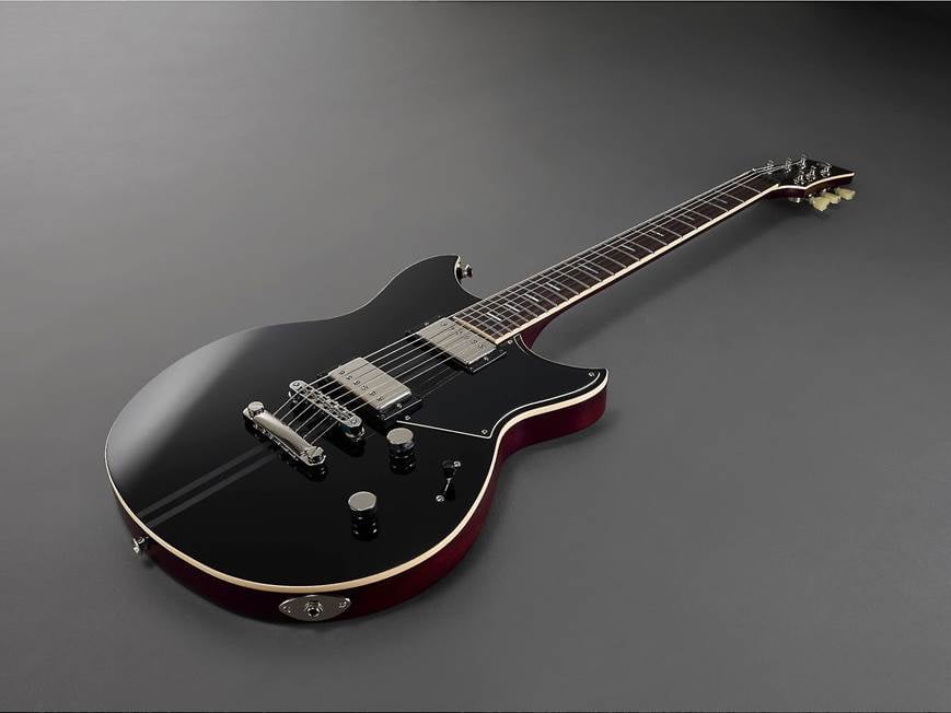 Yamaha RSS20 BL RevStar Standard (Black) Double-cutaway electric