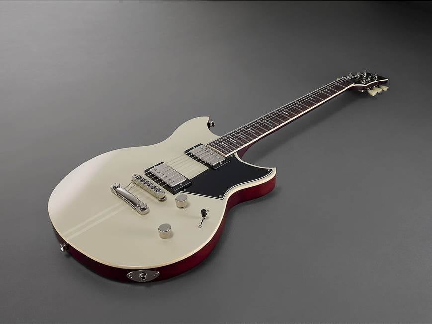 Yamaha RSS20 VW RevStar Standard (Vintage White) Double-cutaway