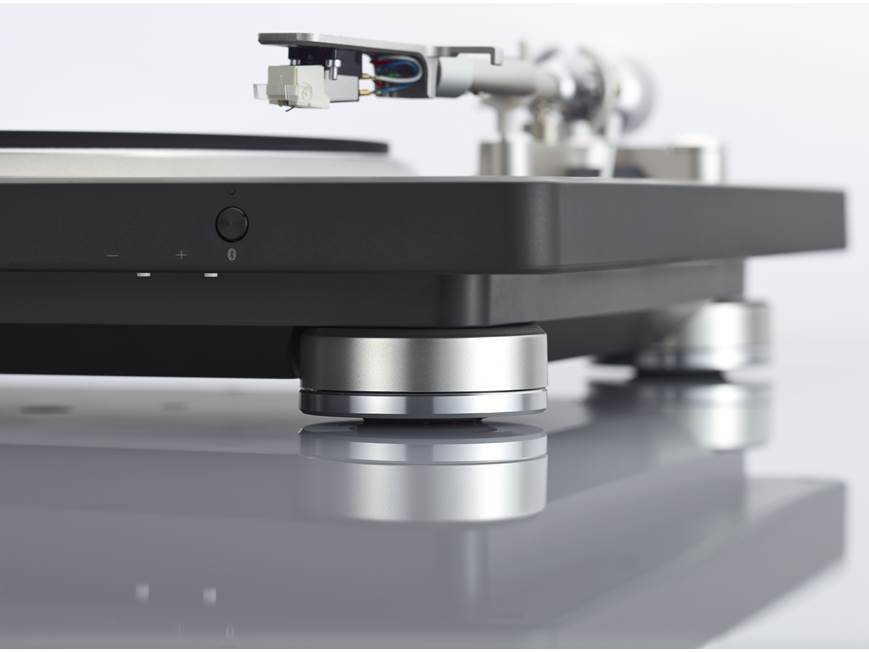 Denon DP-500BT Semi-automatic belt-drive turntable with pre