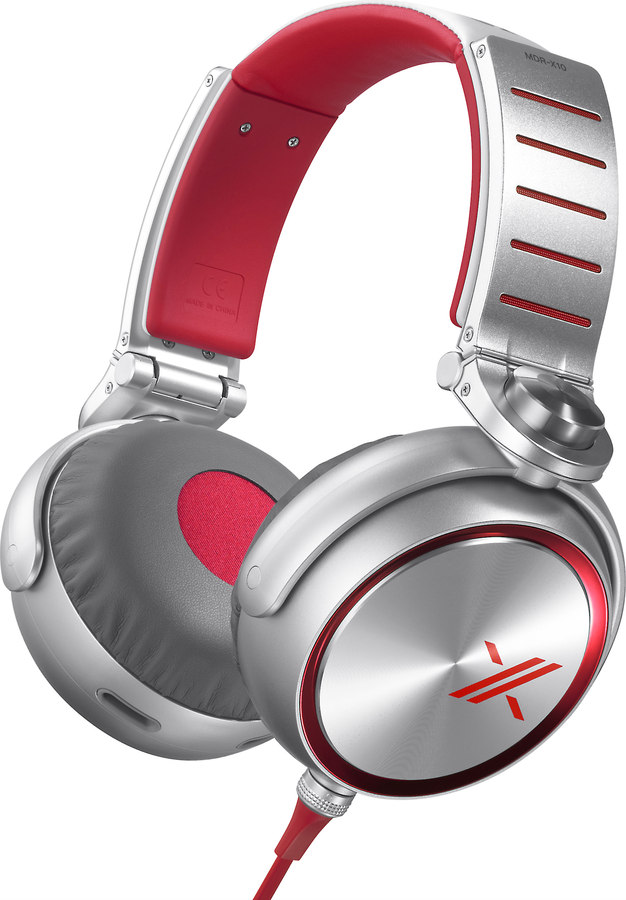 Sony MDRX10 Onear headphones with inline microphone and remote at