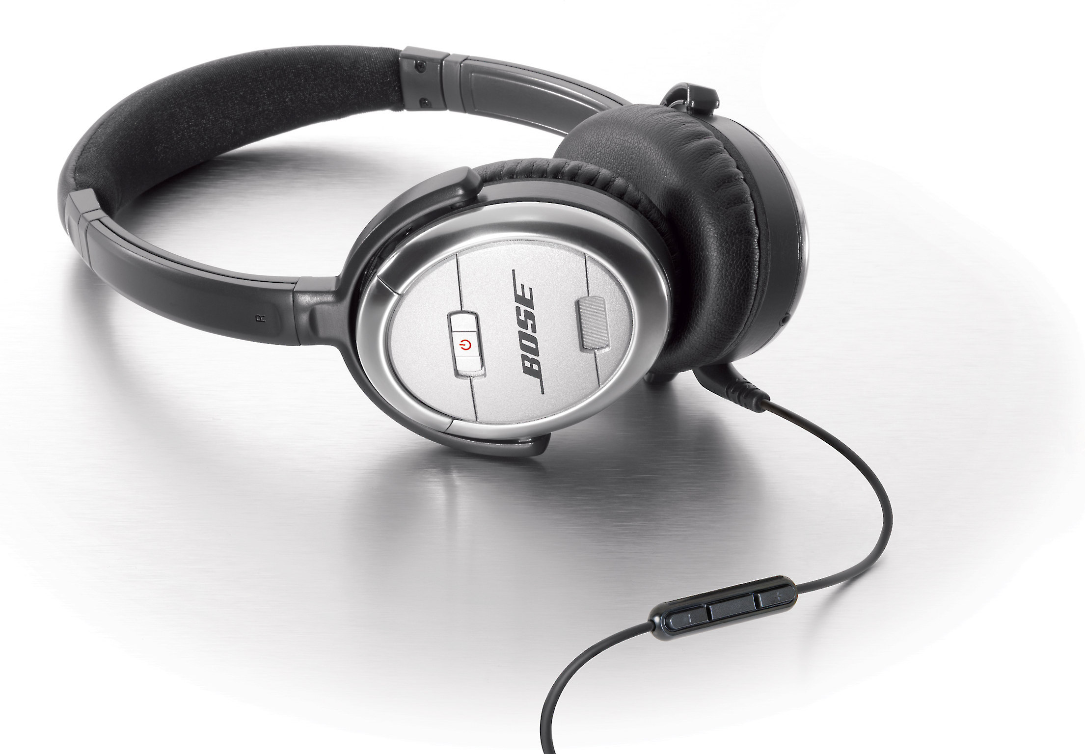 Bose QuietComfort 3 Acoustic Noise Cancelling Headphones At Crutchfield   G018QC3CT2 F 