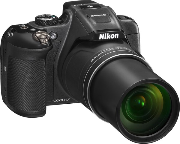 Nikon Coolpix P610 with zoom lens extended