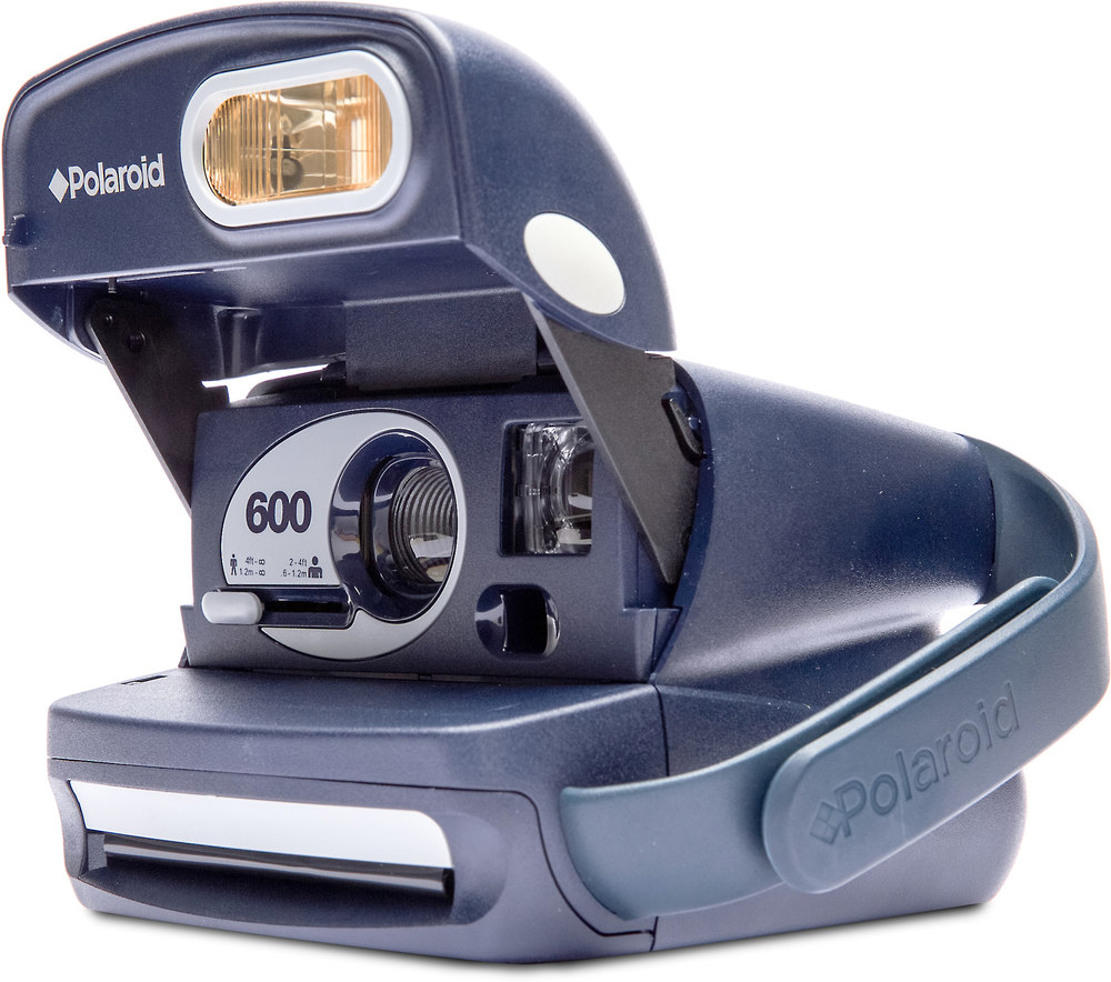 Impossible Refurbished Polaroid 600 Round Camera (Blue) Instant camera at  Crutchfield.com